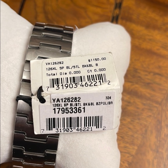 Gucci Watch - Picture 3 of 6